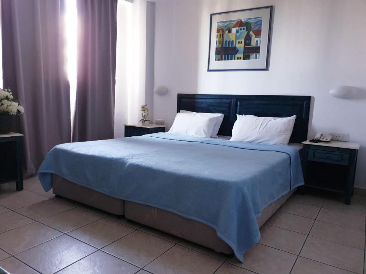 Seaview Sunset Holiday Apartments Пафос Екстер'єр фото